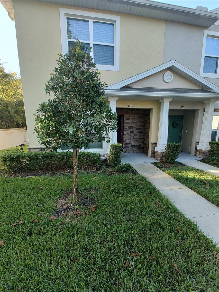 1103 HILLHURST DR, Wesley Chapel FL 33543