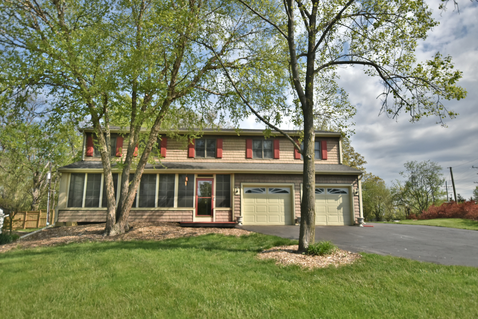 6N264 Weber Drive, St. Charles IL 60174