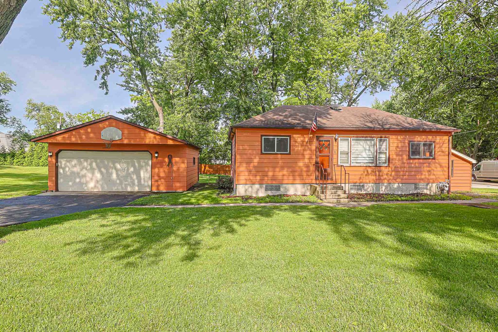 1400 Marion Street, Schaumburg IL 60193