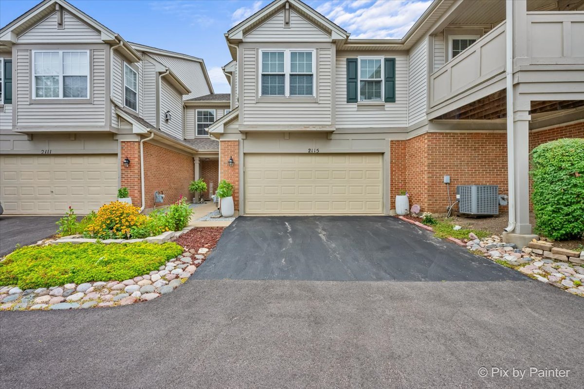 2115 Vanderbilt Drive, Geneva IL 60134