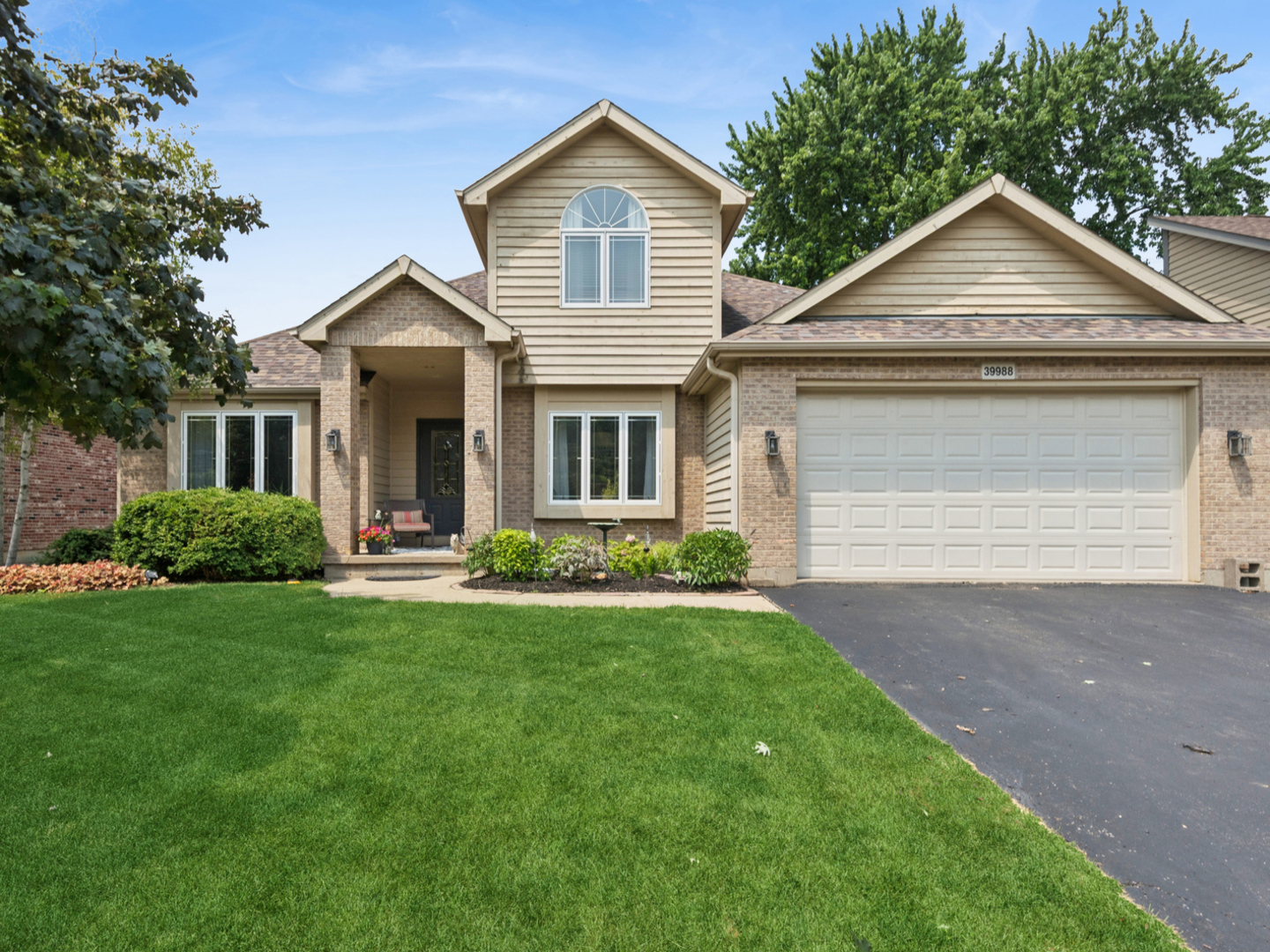 39988 N Trevino Lane, Antioch IL 60002