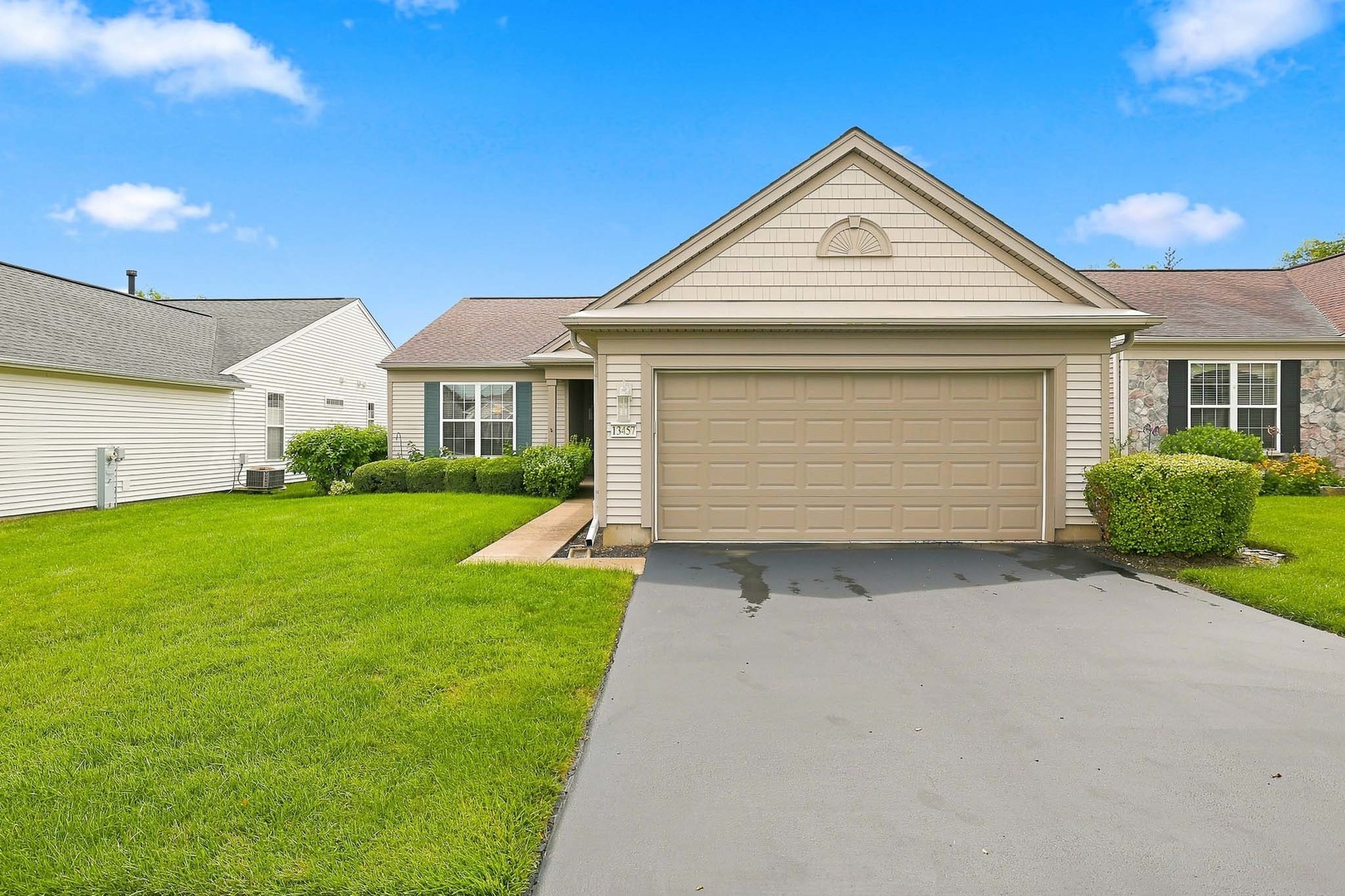 13457 Wildwood Lane, Huntley IL 60142