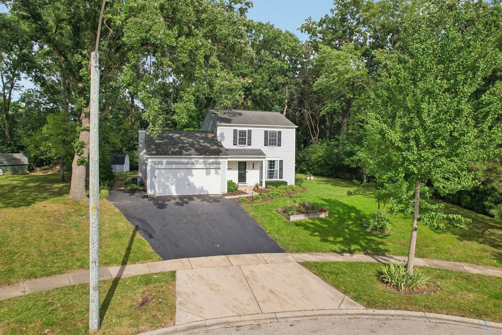 1201 Yosemite Parkway, Algonquin IL 60102