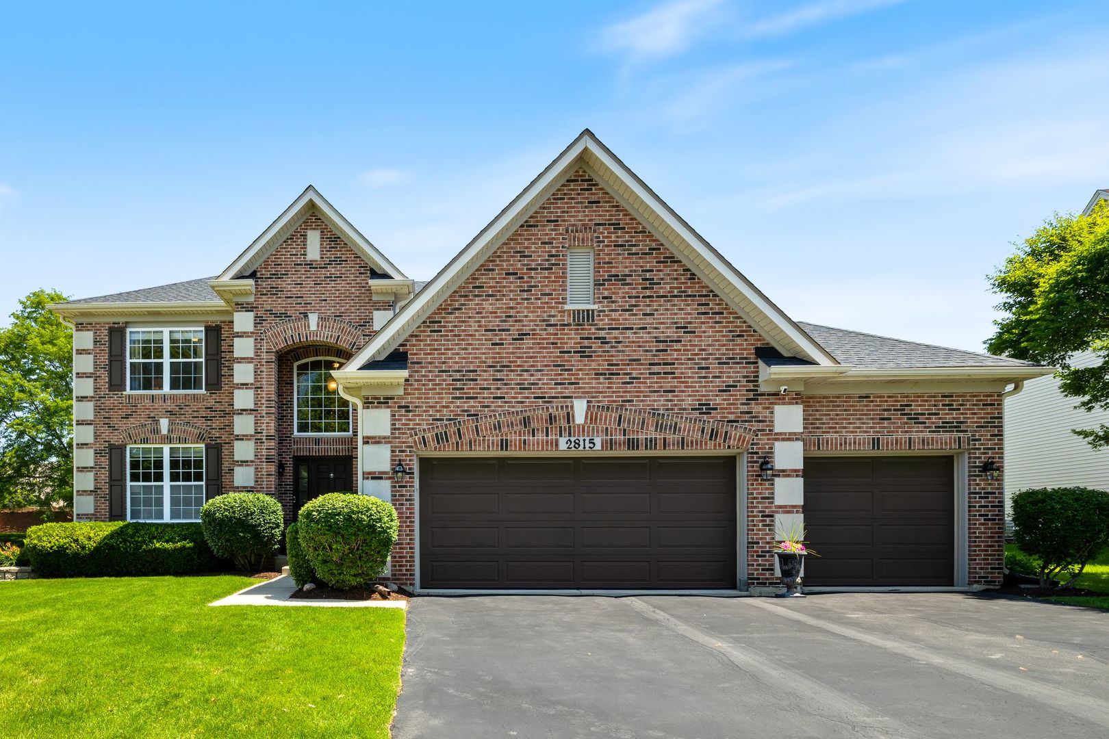 2815 Forest Creek Lane, Naperville IL 60565