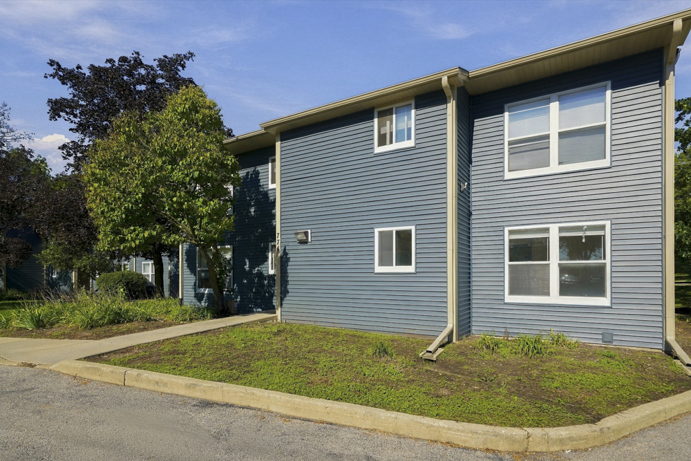 774 Terrace Court Unit R, Elgin IL 60120