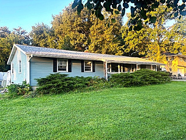 38W135 Mcdonald Road, Elgin IL 60124