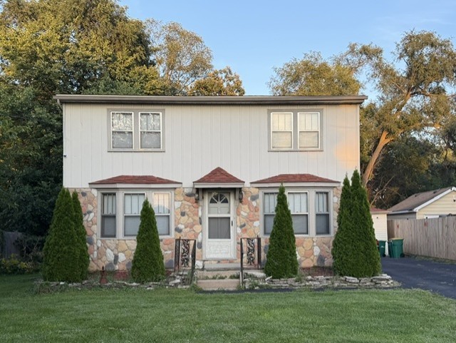 19 Arlington Lane, Fox Lake IL 60020
