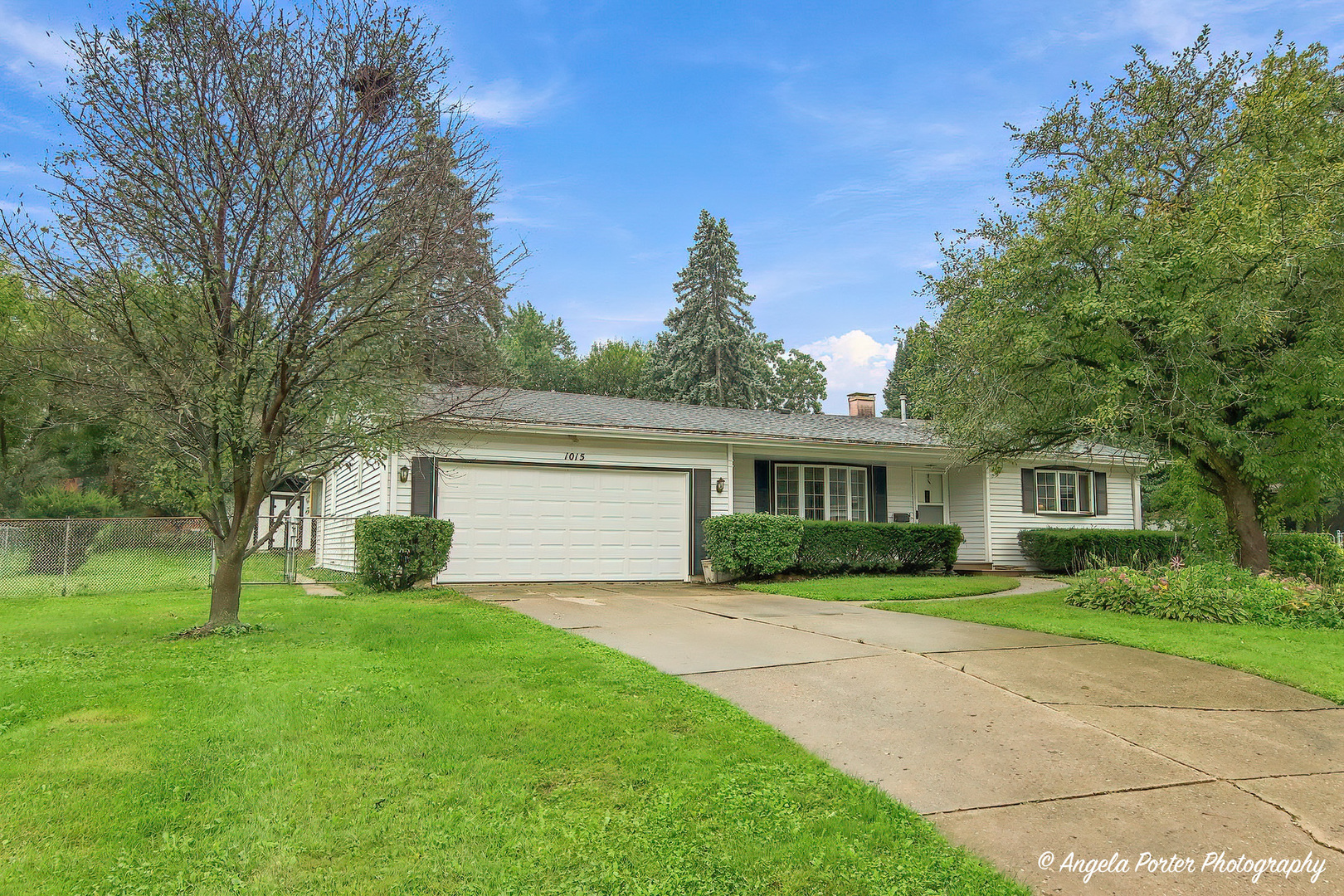 1015 Somerset, Mchenry IL 60050
