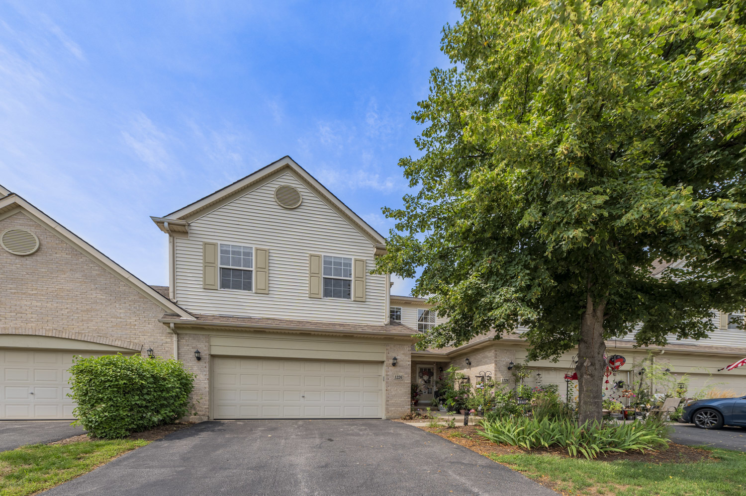 1226 Bradley Circle, Elgin IL 60120