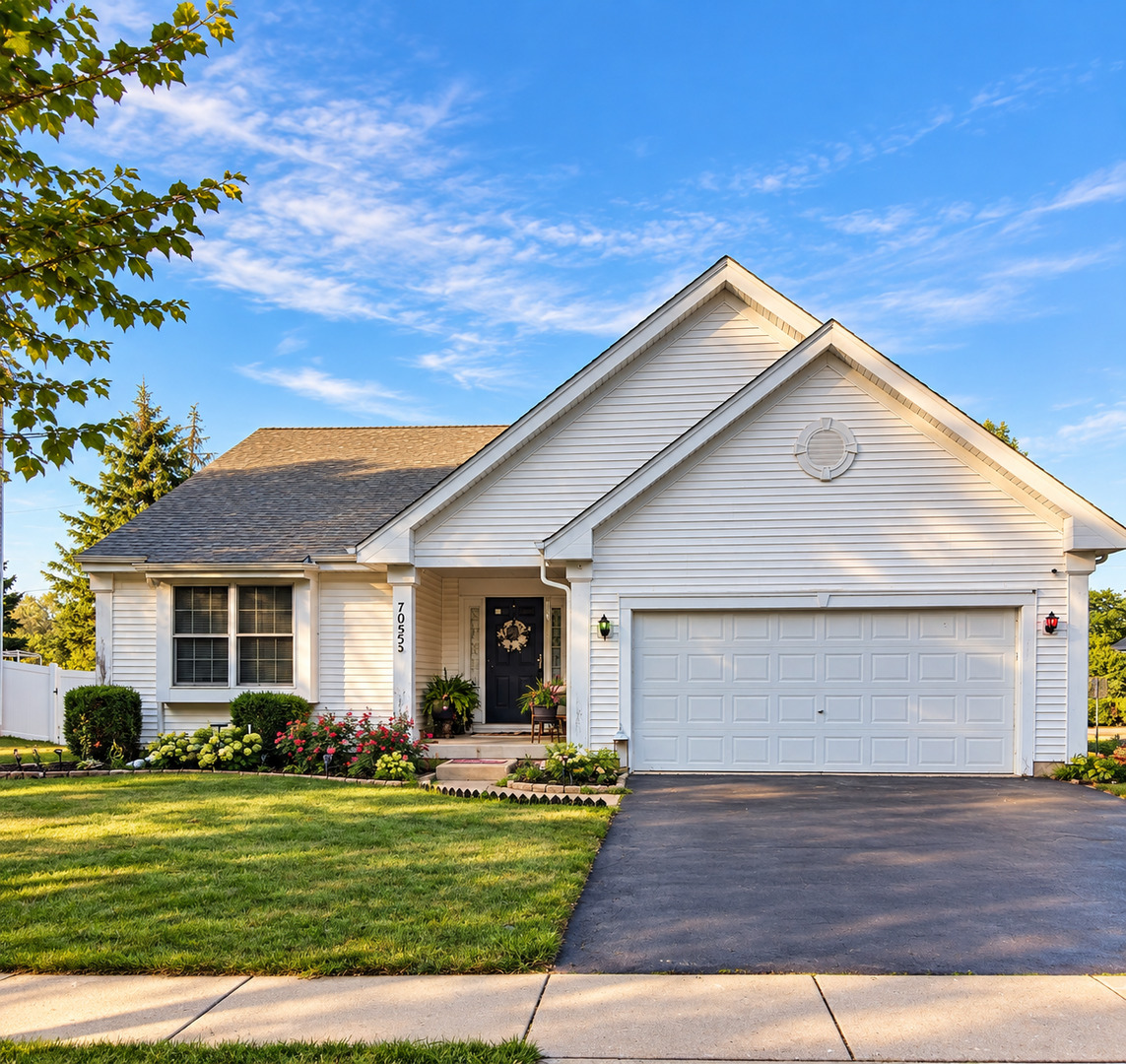 7055 Nathan Lane, Carpentersville IL 60110