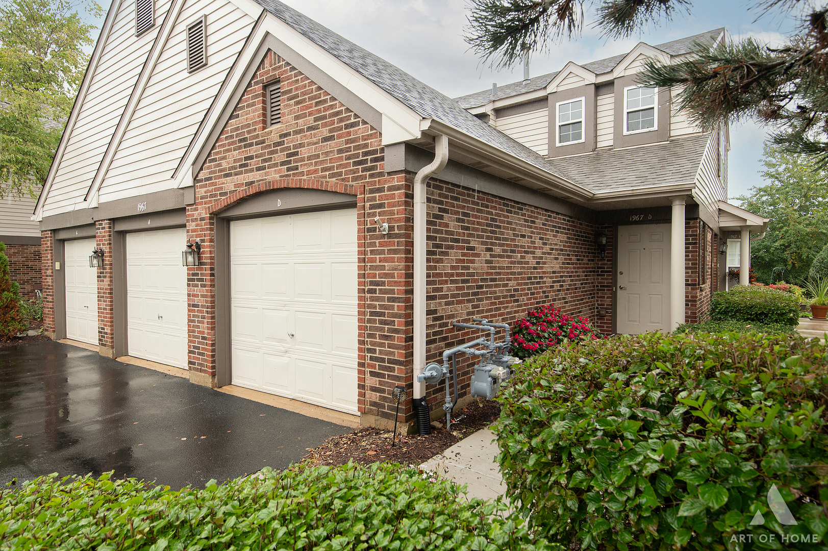 1967 GARY Court Unit D, Schaumburg IL 60193