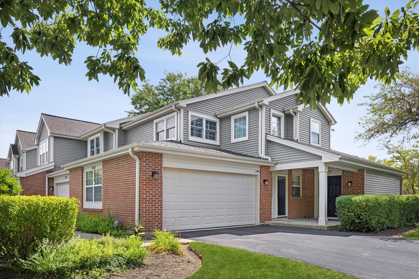 1721 W Orchard Place, Arlington Heights IL 60005