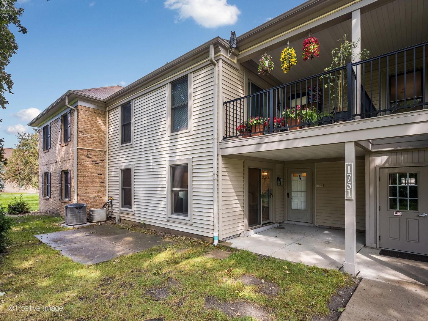 1751 Sussex Walk Unit D, Hoffman Estates IL 60169