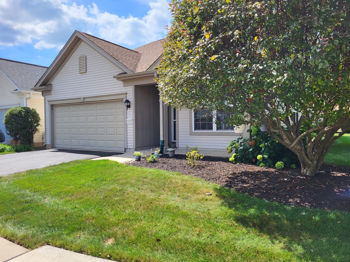 11631 Wembley Drive, Huntley IL 60142
