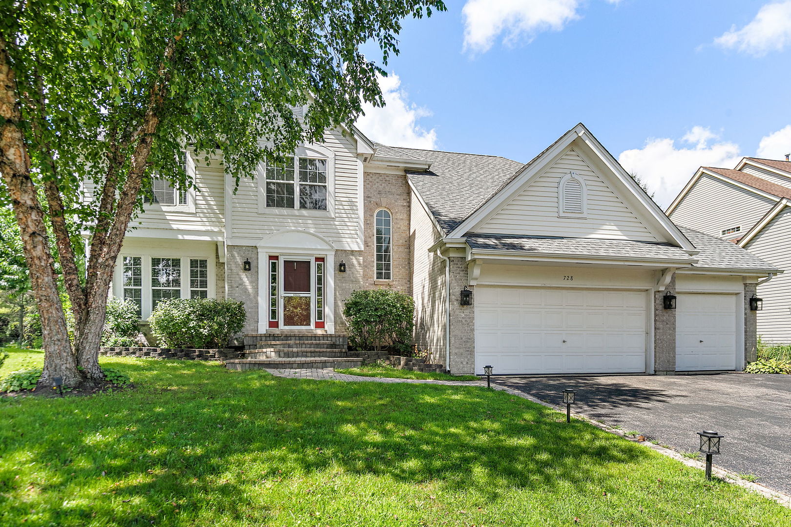 728 Brighton Circle, Port Barrington IL 60010