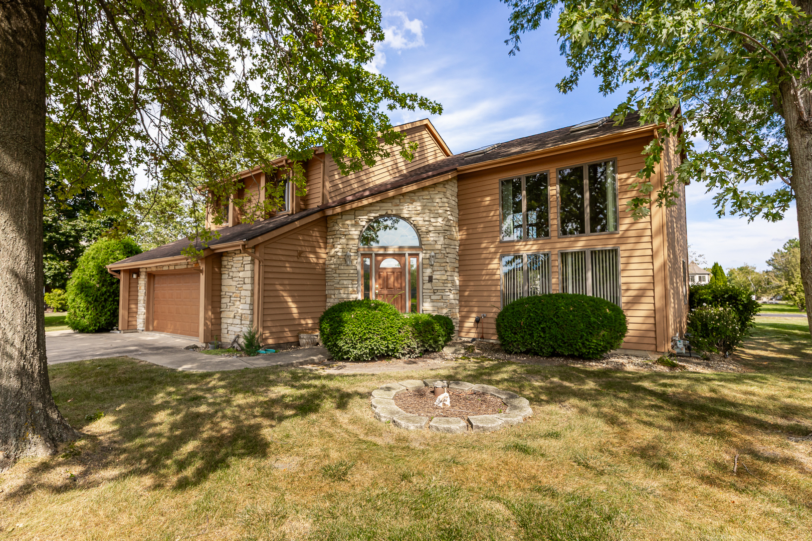 9S041 Stearman Drive, Naperville IL 60564