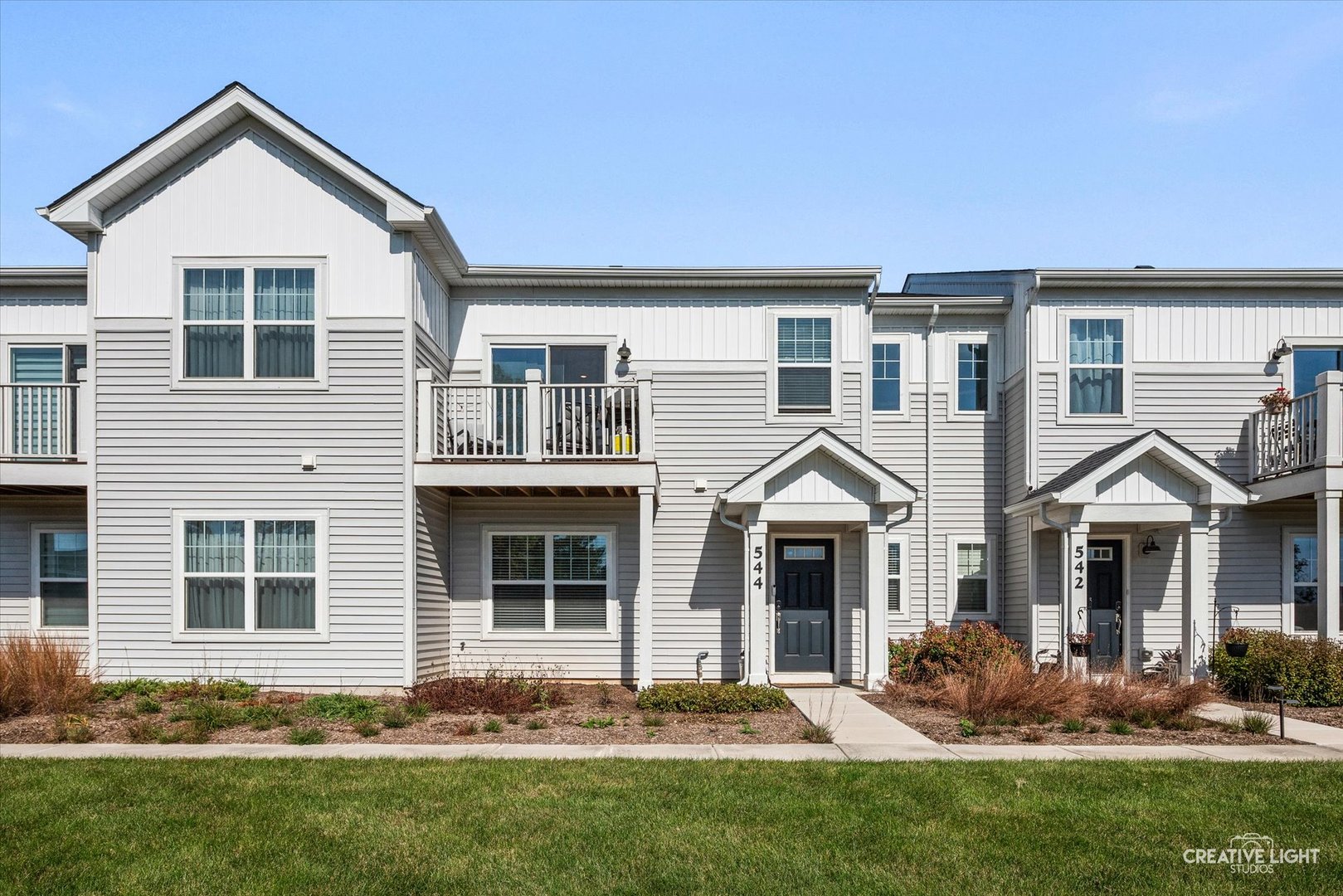 544 Comstock Road, South Elgin IL 60177