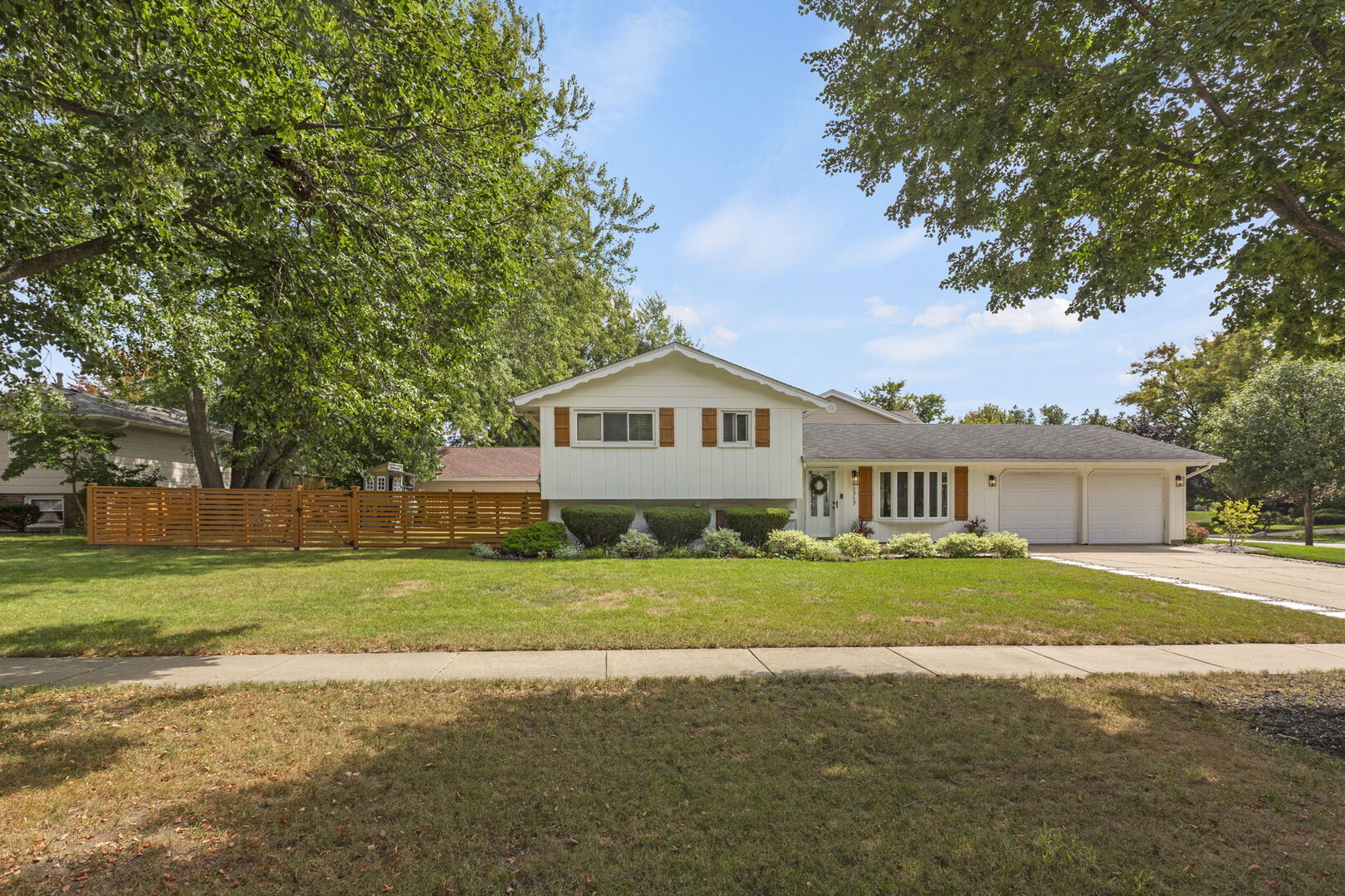 1717 Vassar Court, Schaumburg IL 60193