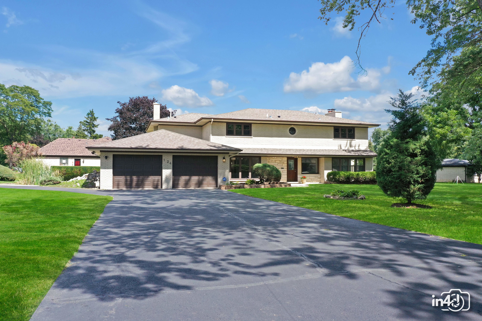 124 E Monterey Avenue, Schaumburg IL 60193