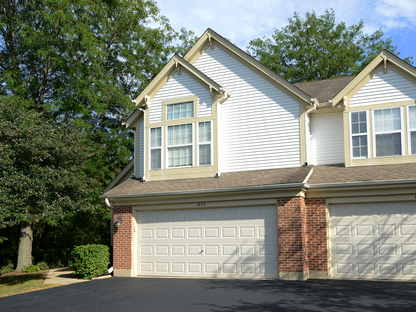 1633 Penny Lane, Crystal Lake IL 60014
