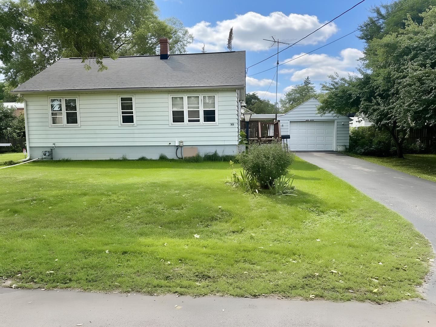 816 Mitchell Street, Woodstock IL 60098
