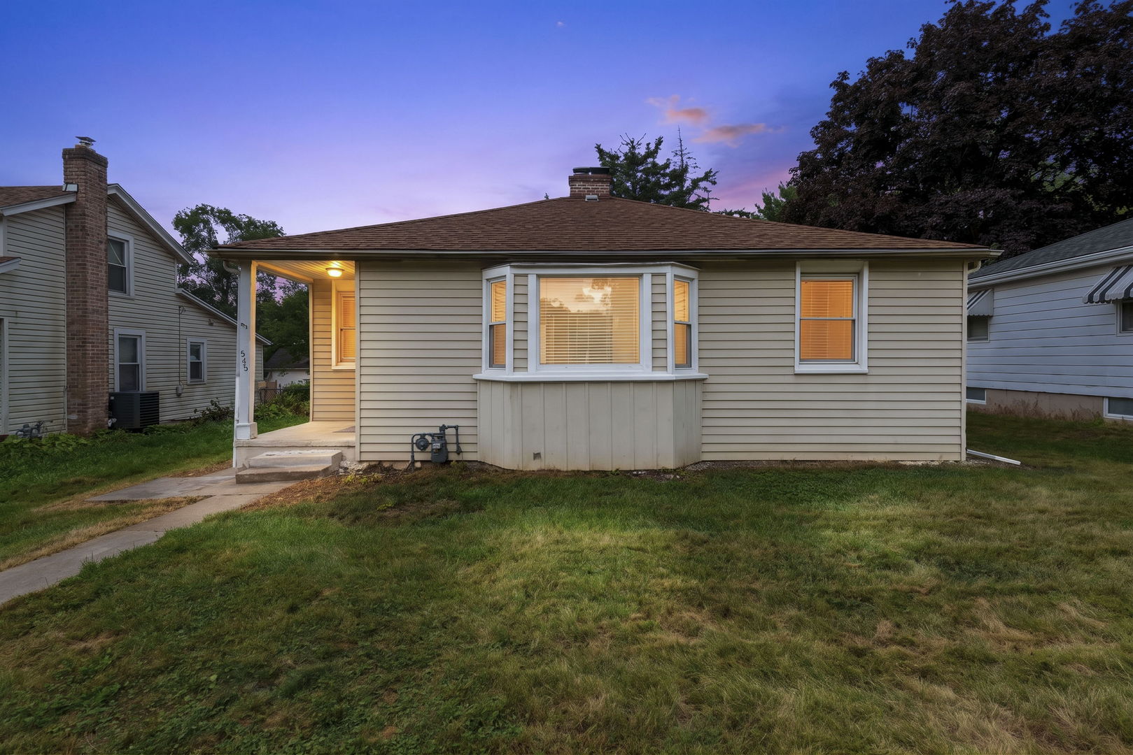 939 N Sleight Street, Naperville IL 60563
