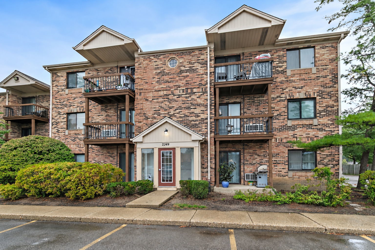 2249 Nichols Road Unit 28D, Arlington Heights IL 60004