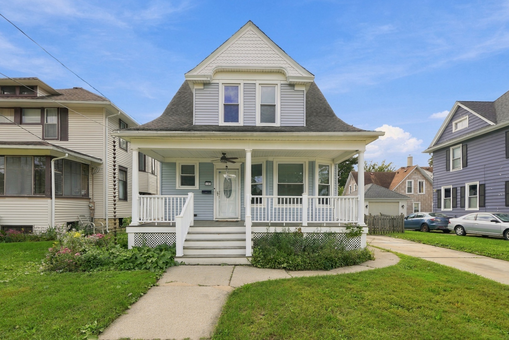 483 Barrett Street, Elgin IL 60120