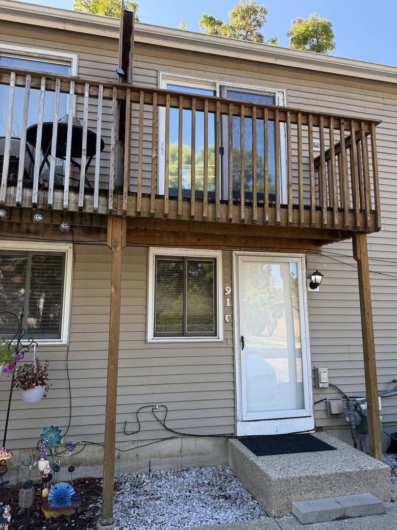 91 Edison Court Unit C, Fox Lake IL 60020