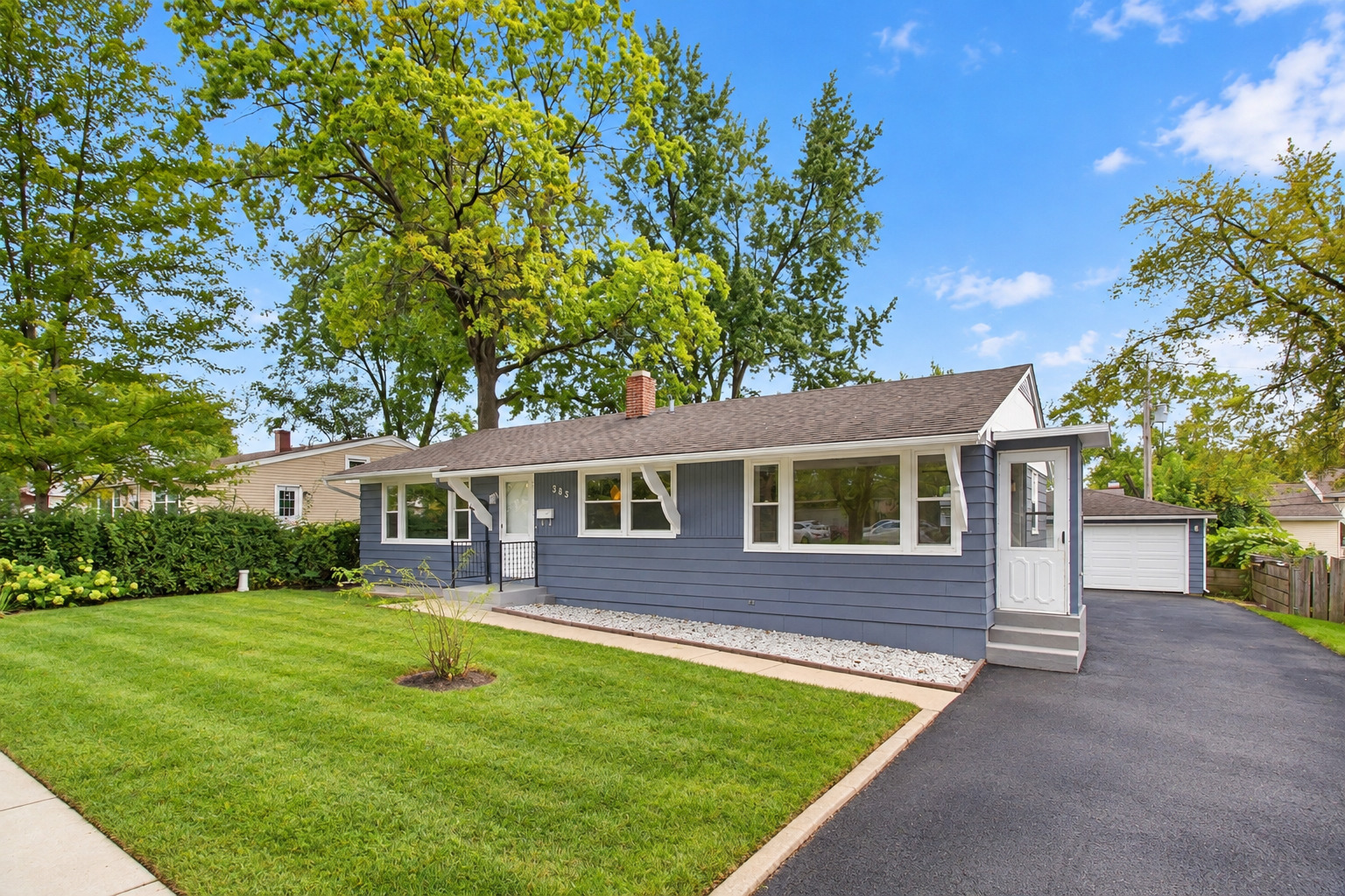383 Tee Lane, Carpentersville IL 60110