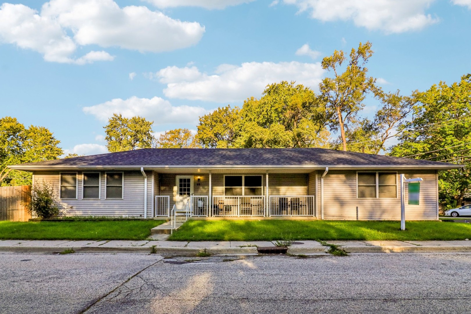 92 Bay Road, Fox Lake IL 60020
