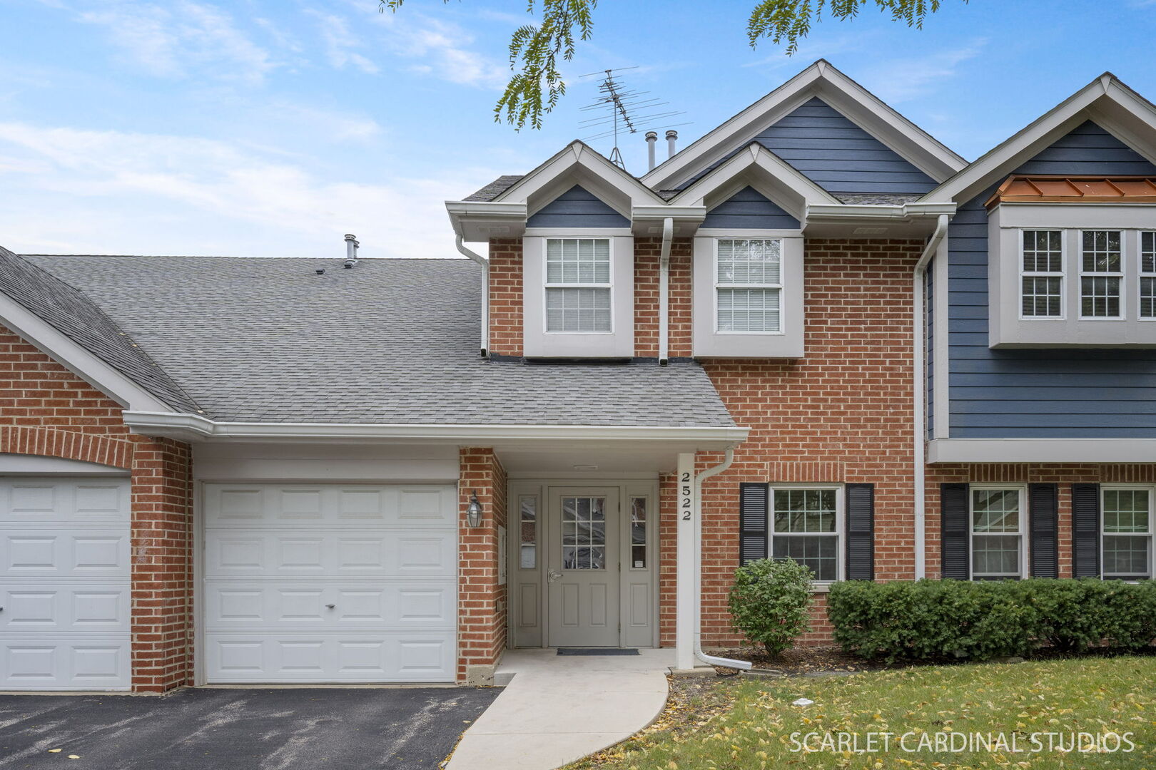 2522 Charleston Drive Unit 2, Schaumburg IL 60193