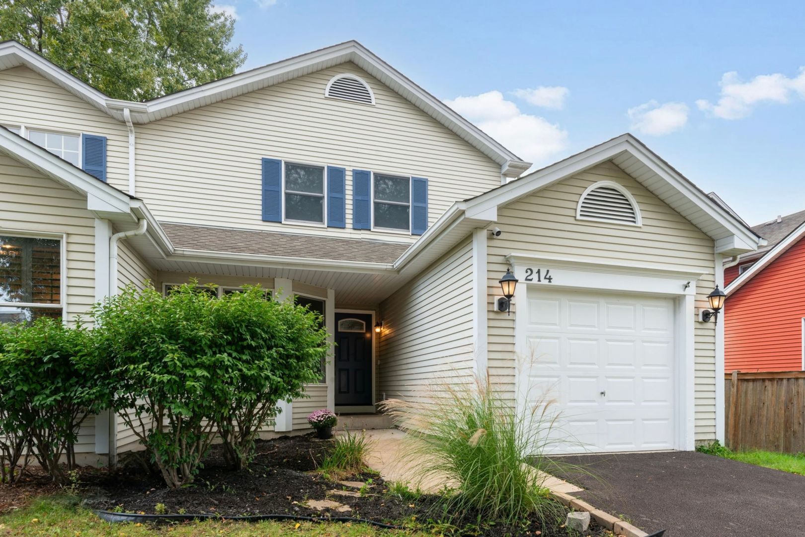 214 S Harrison Street, Geneva IL 60134