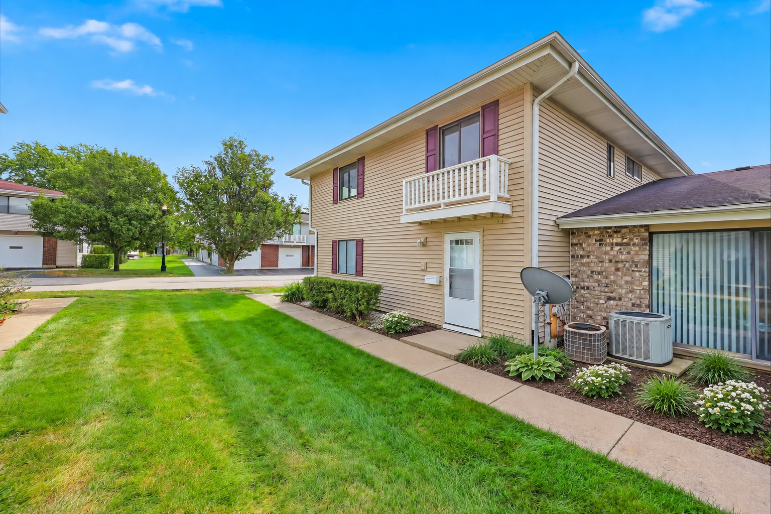 18 Eastham Court Unit 18, Schaumburg IL 60193