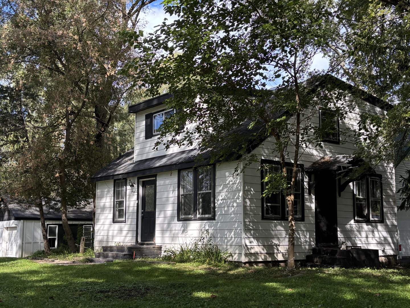 25420 W Golfview Avenue, Antioch IL 60002