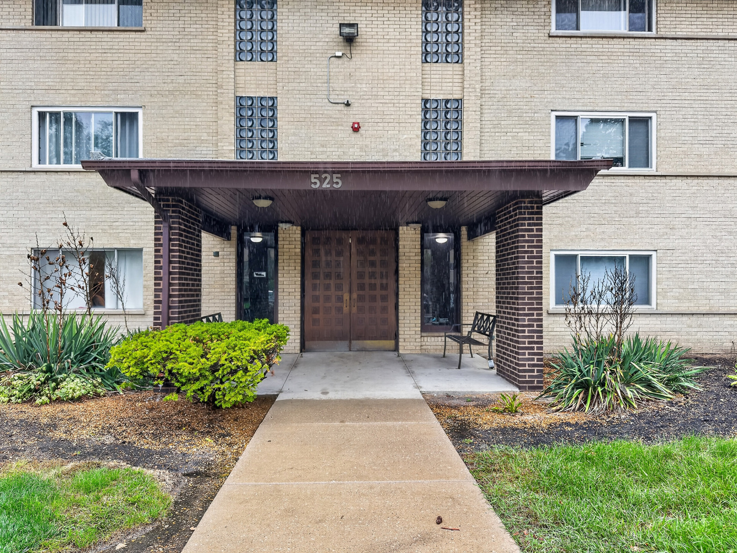 525 S Cleveland Avenue Unit 103, Arlington Heights IL 60005