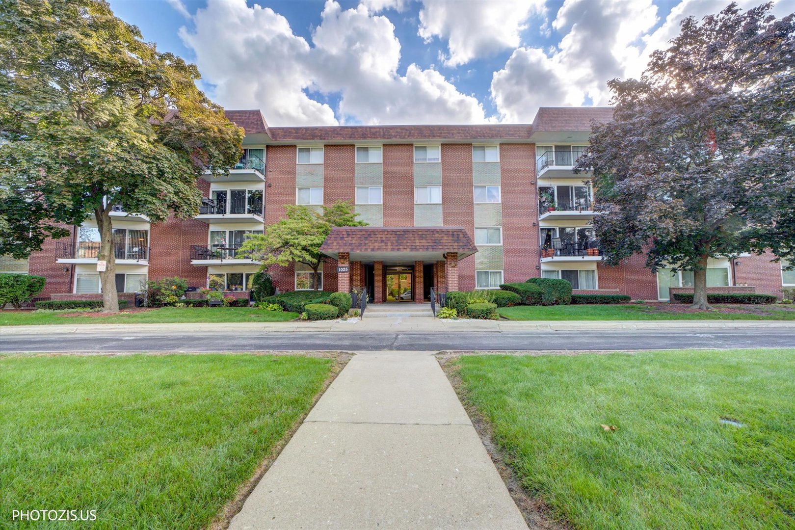1025 S FERNANDEZ Avenue Unit 2D, Arlington Heights IL 60005
