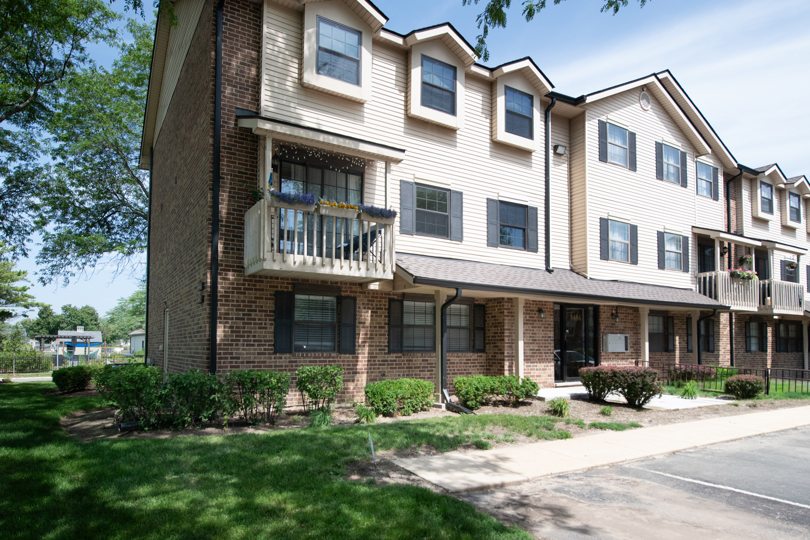 1486 W Jefferson Avenue Unit D, Naperville IL 60540