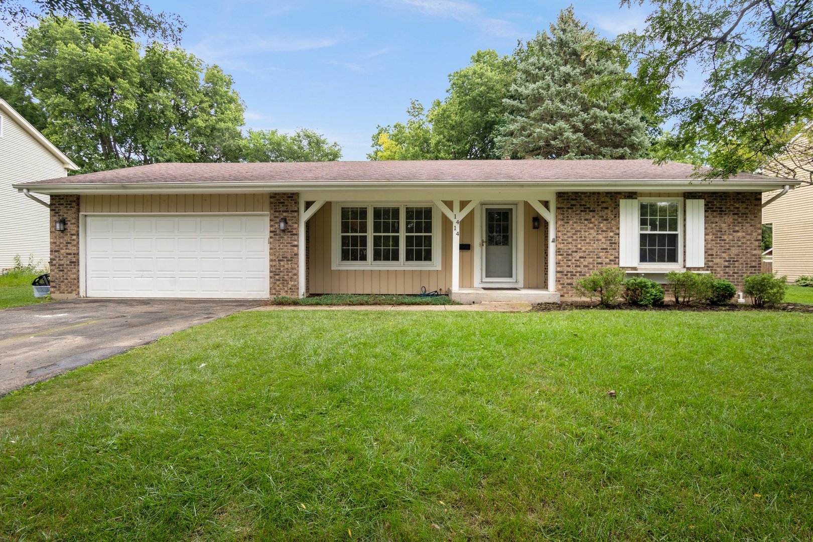 1414 S 7th Court, St. Charles IL 60174