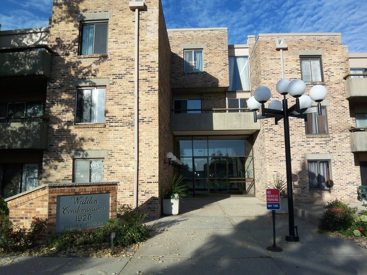 1926 Prairie Square Unit 108, Schaumburg IL 60173