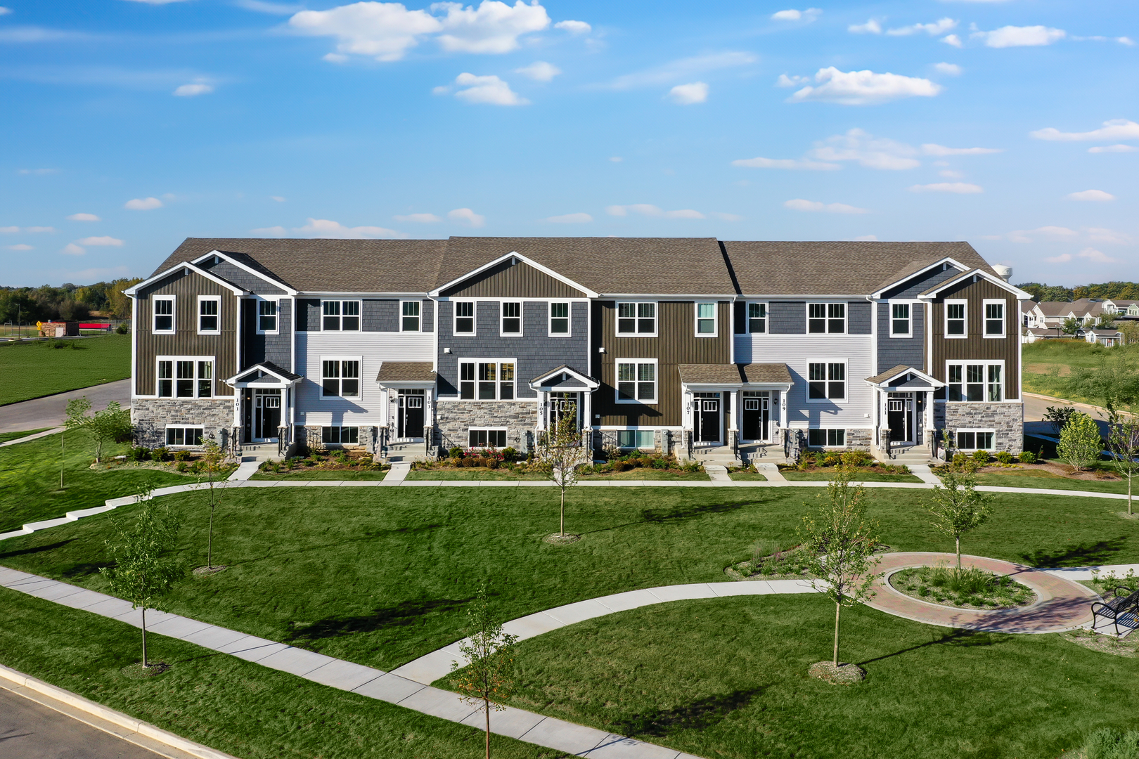 115 Harvest Lane, West Dundee IL 60118