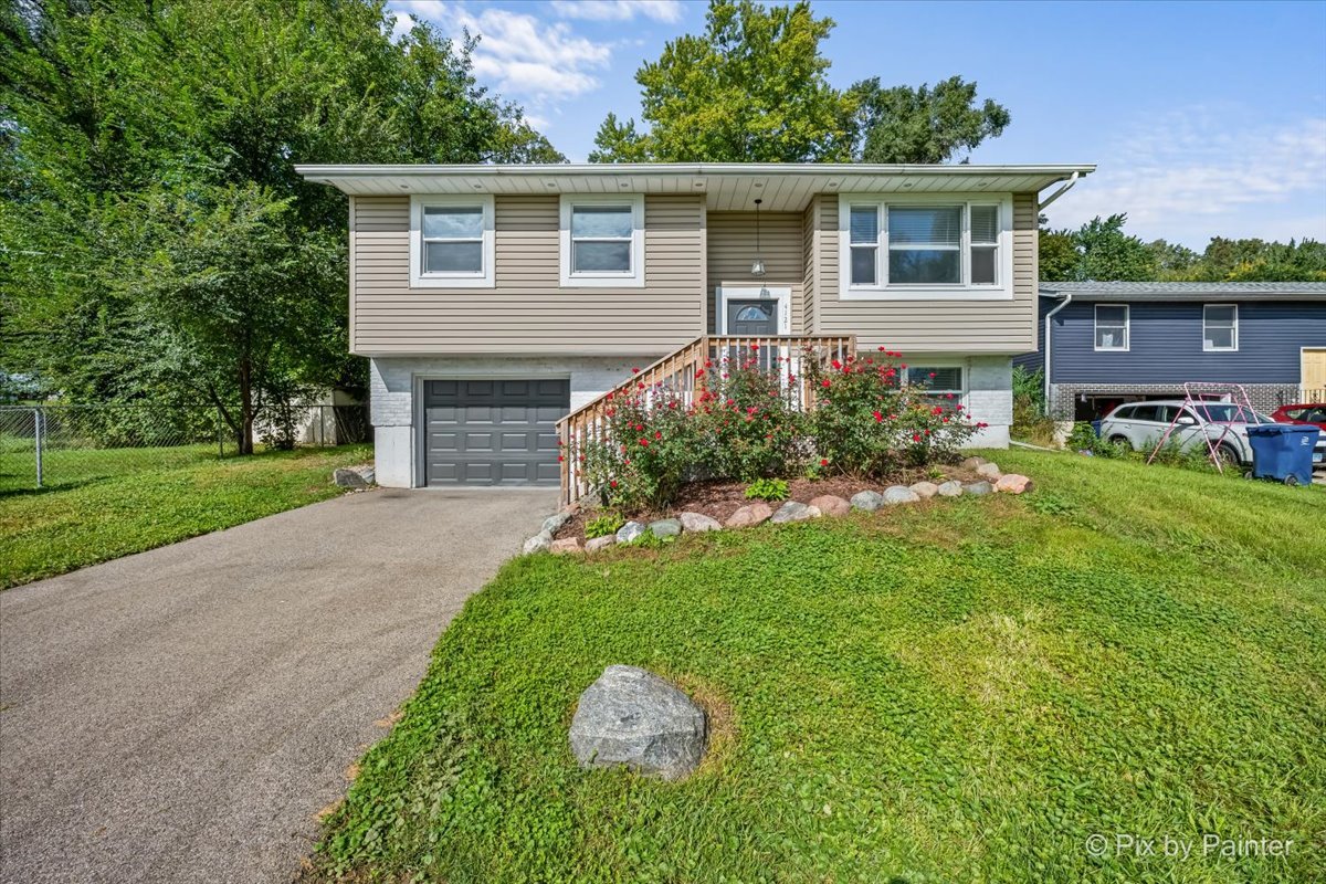 4121 N Johnsburg Road, Johnsburg IL 60051