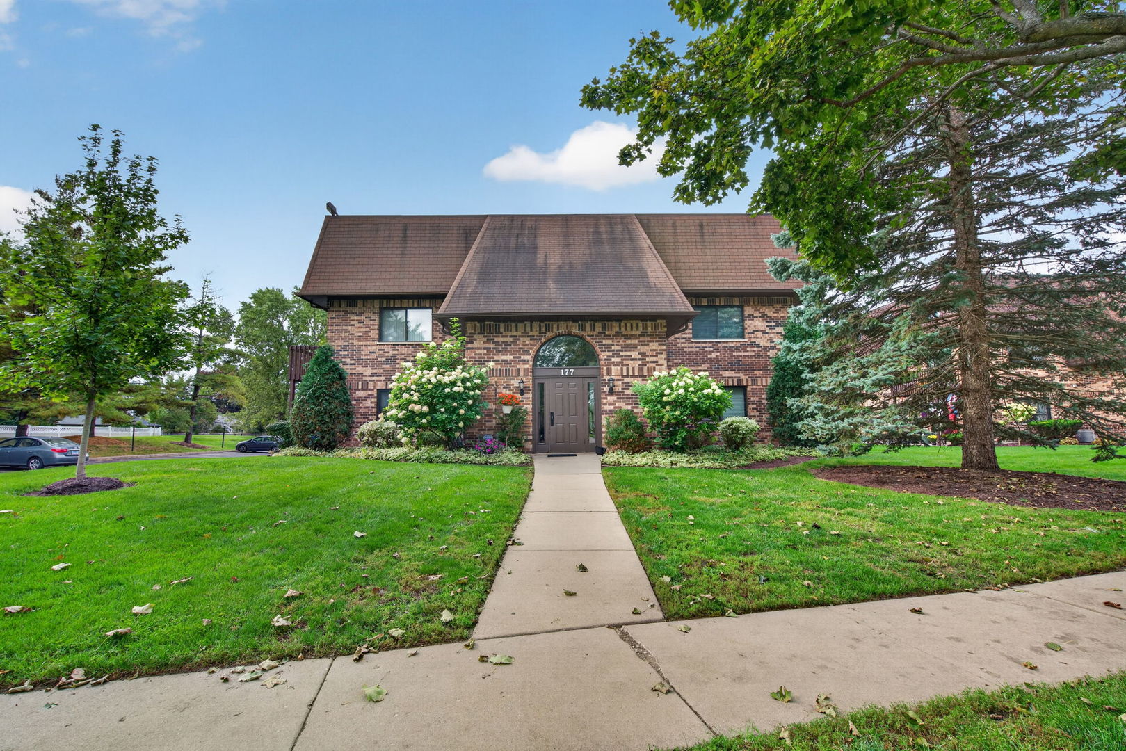 177 Uteg Street Unit 104C, Crystal Lake IL 60014