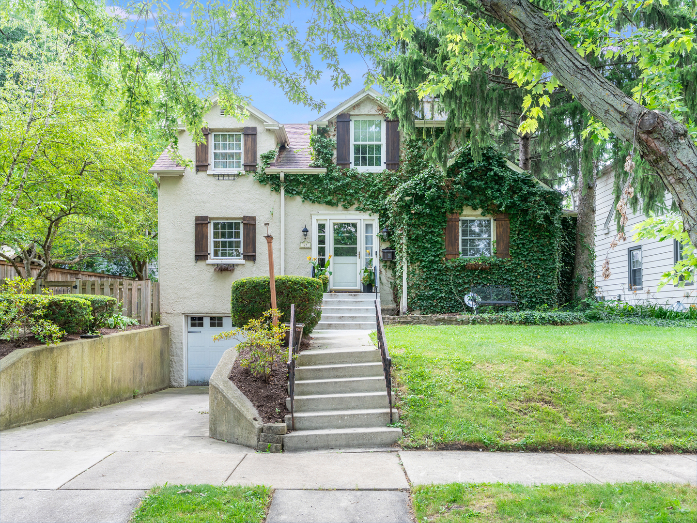 45 S Julian Street, Naperville IL 60540