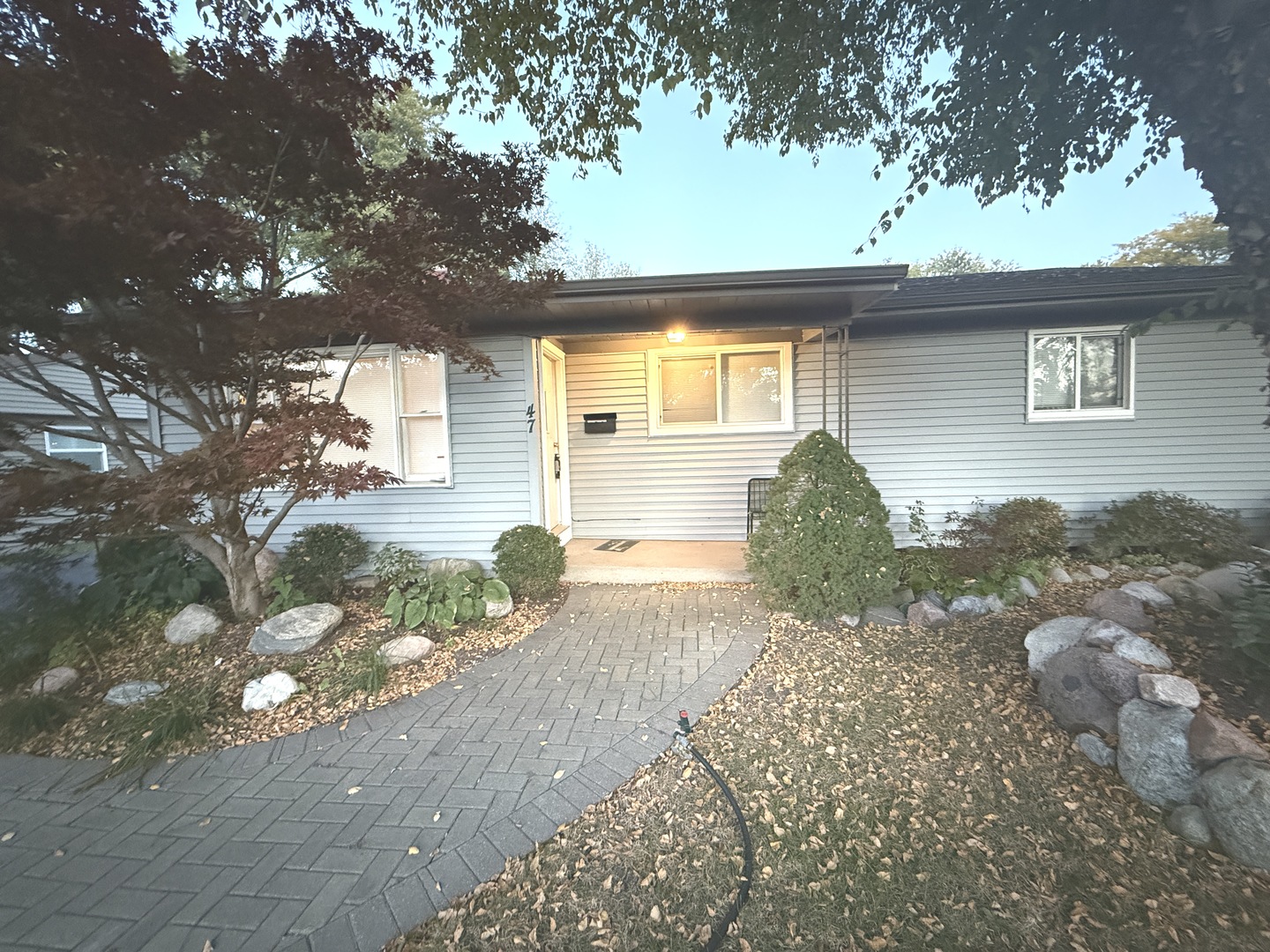 47 Birch Street, Carpentersville IL 60110