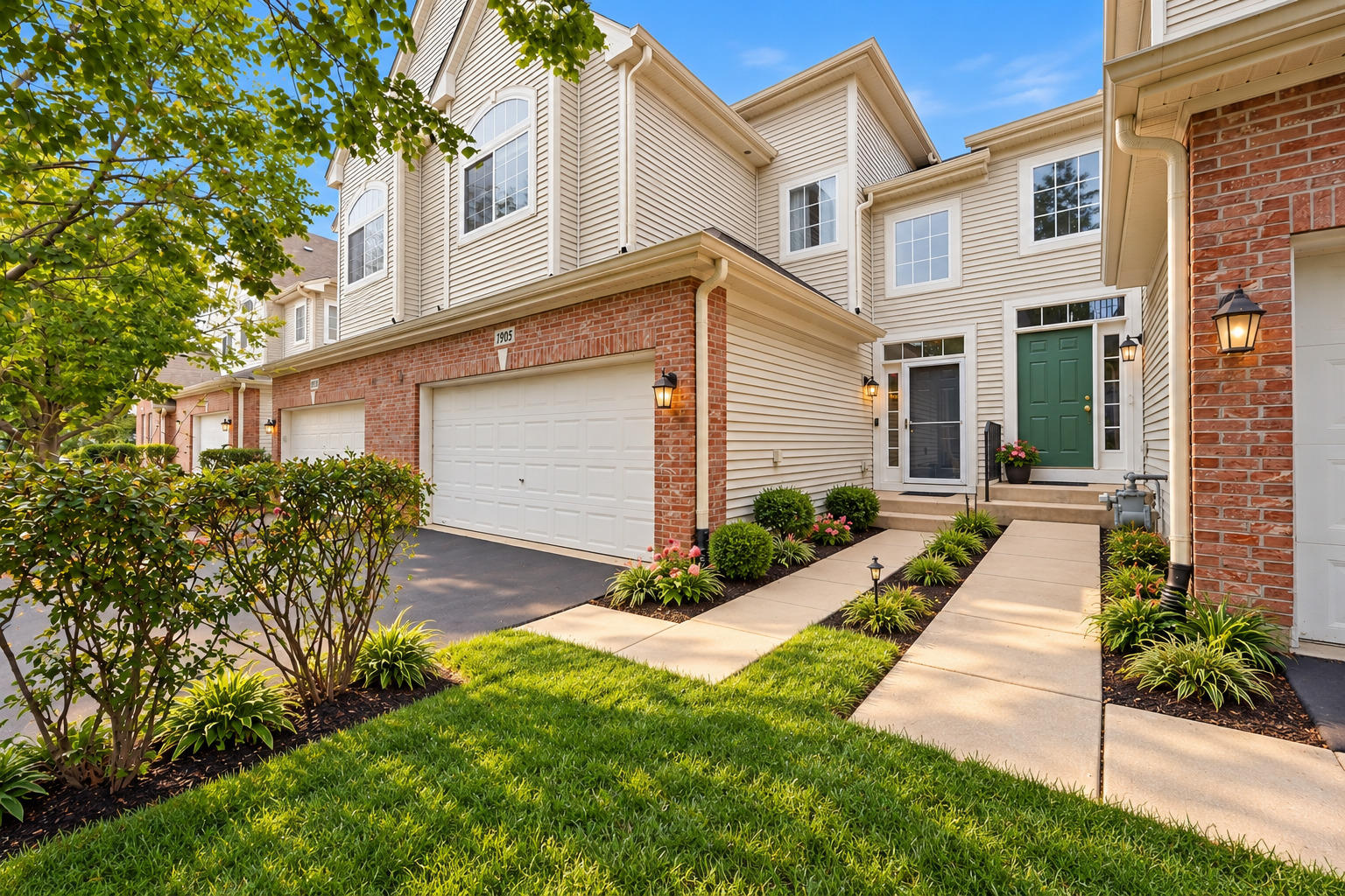 1905 Maureen Drive, Hoffman Estates IL 60192