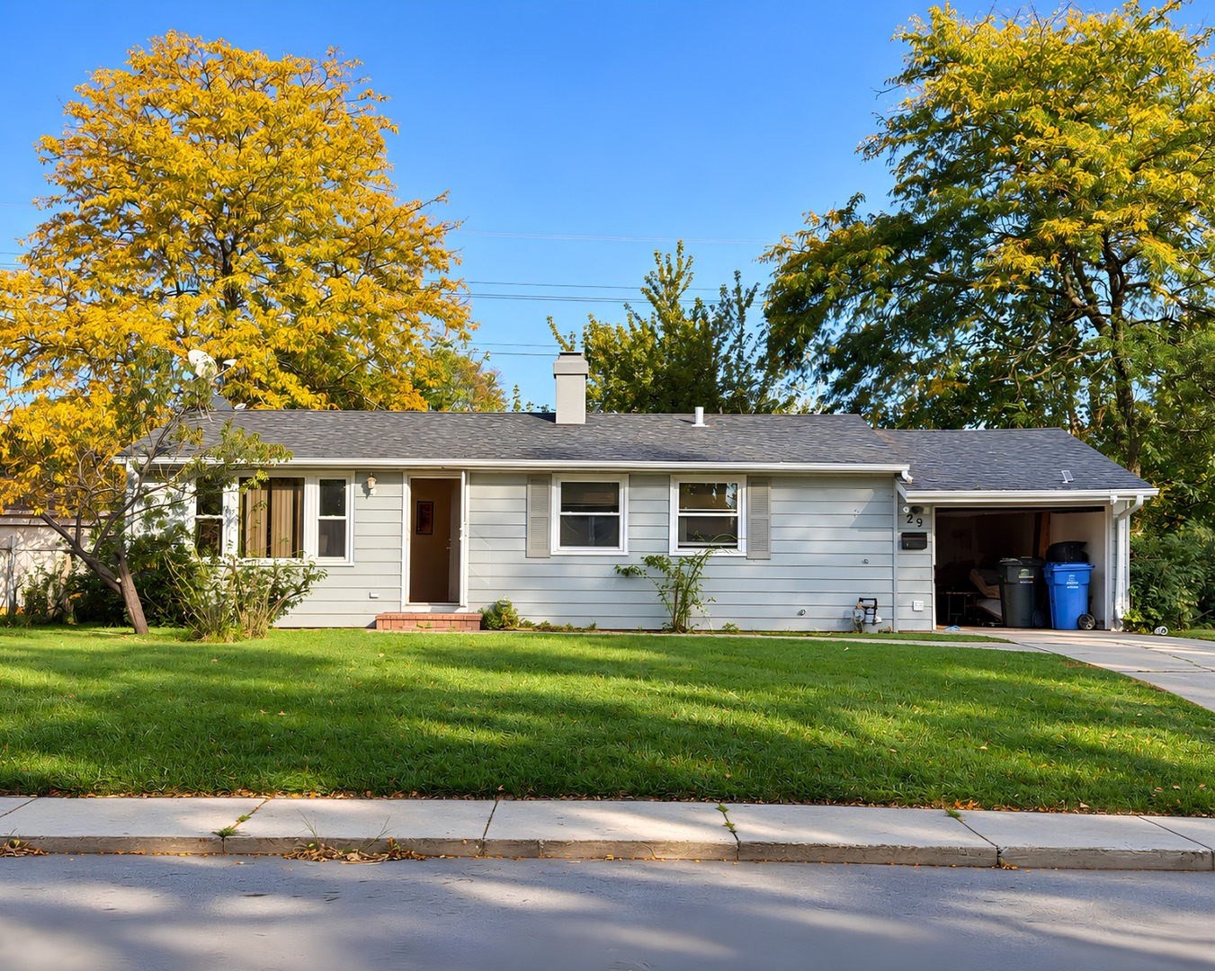 29 Alameda Drive, Carpentersville IL 60110
