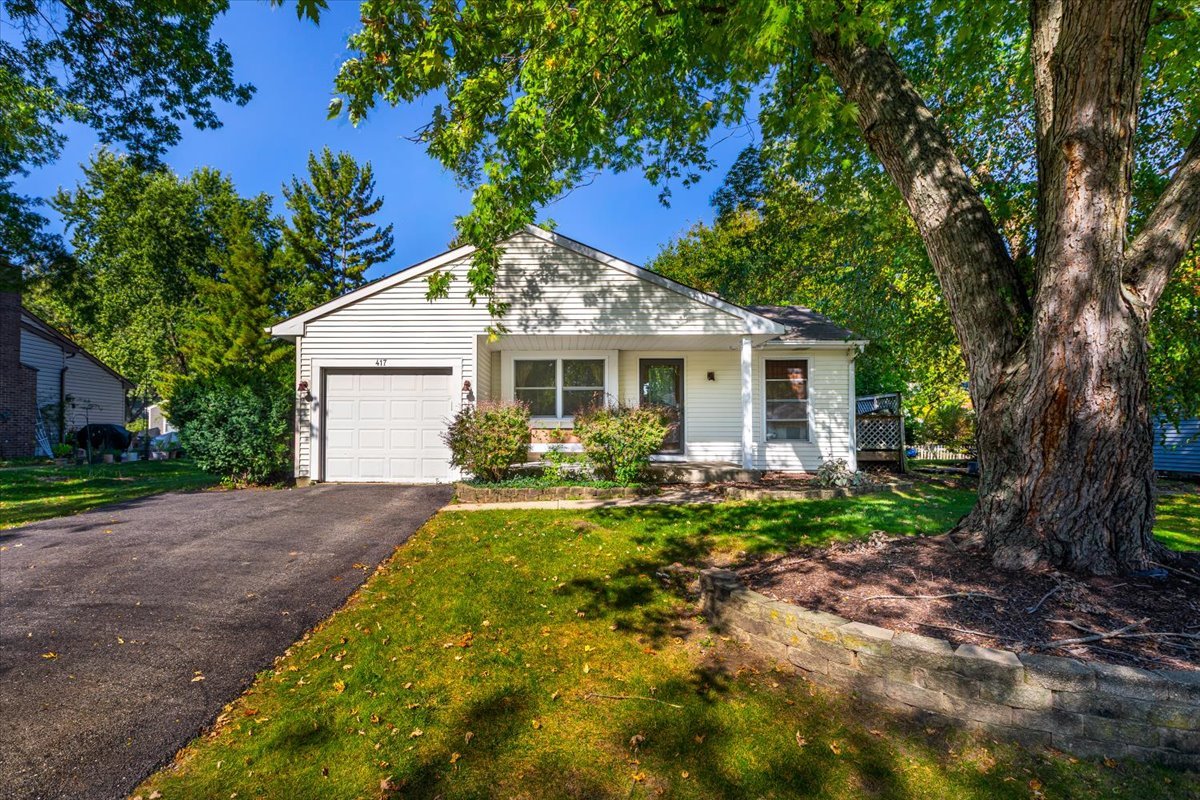 417 TRAVELAIRE Avenue, Naperville IL 60565