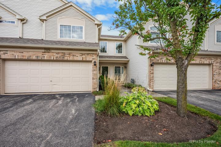 289 Nicole Drive Unit B, South Elgin IL 60177