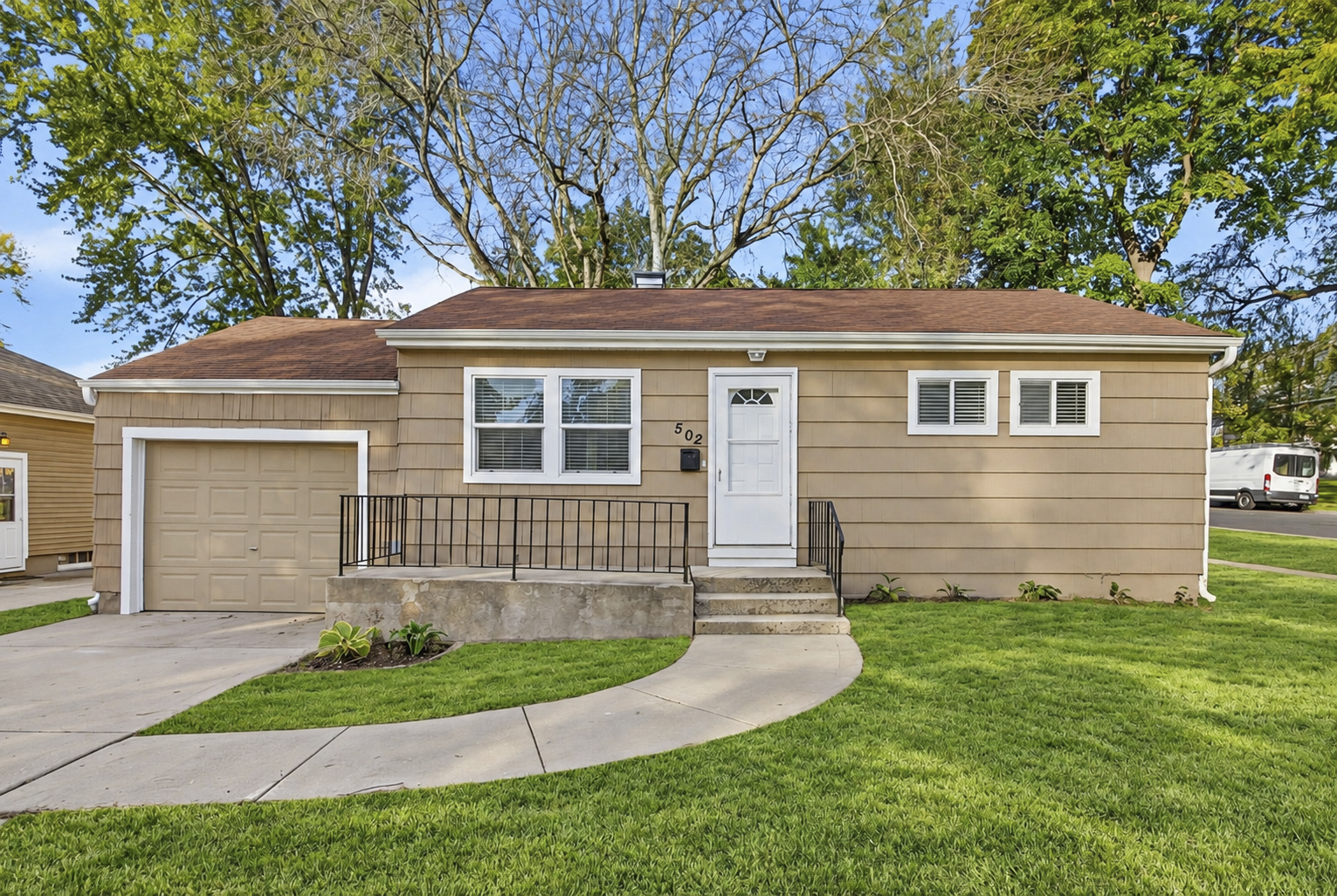 502 S 3rd Street, West Dundee IL 60118